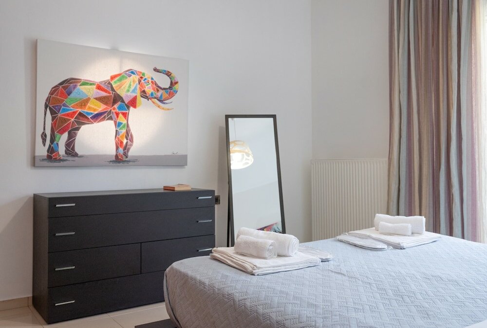 Фото Grey House by Checkin