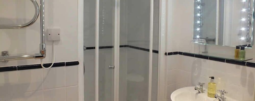 Фото The Olive Branch