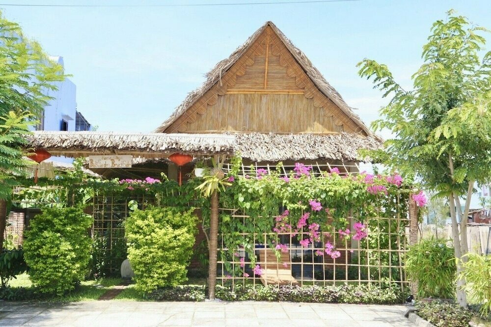 Hotel Ba's Garden Beachside Homestay, Hội An, photo