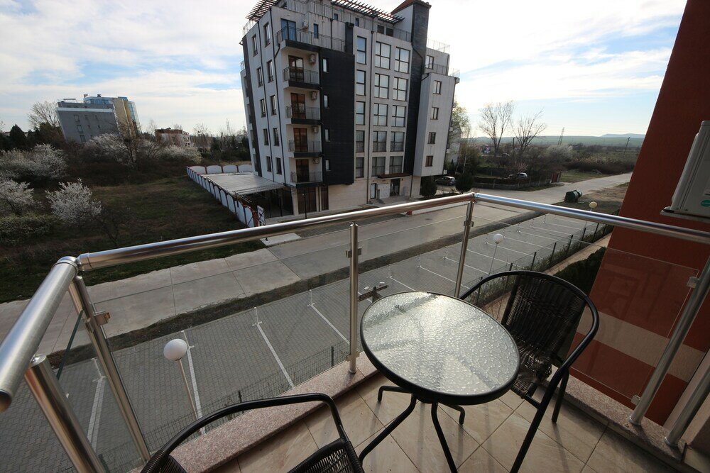 Фото Menada Apartments in Tarsis Nova Complex