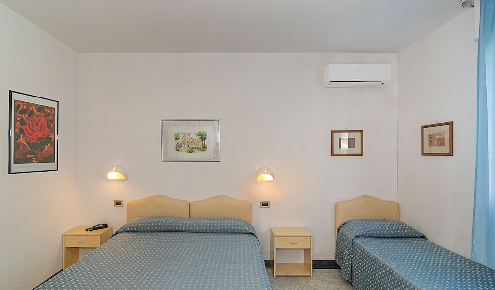 Фото Hotel Mariotti