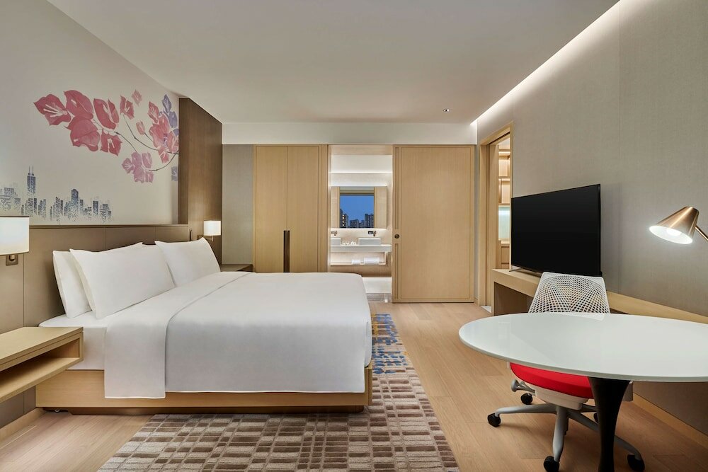 Фото Hilton Garden Inn Shenzhen Guangming