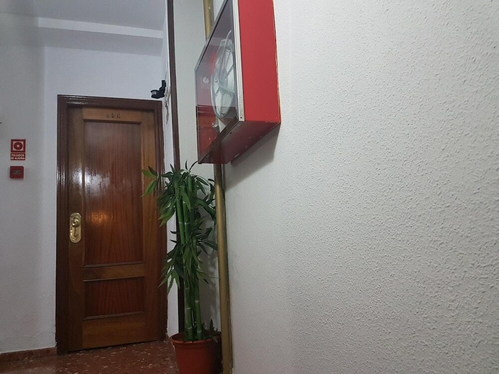 Фото Отель Al-Andalus