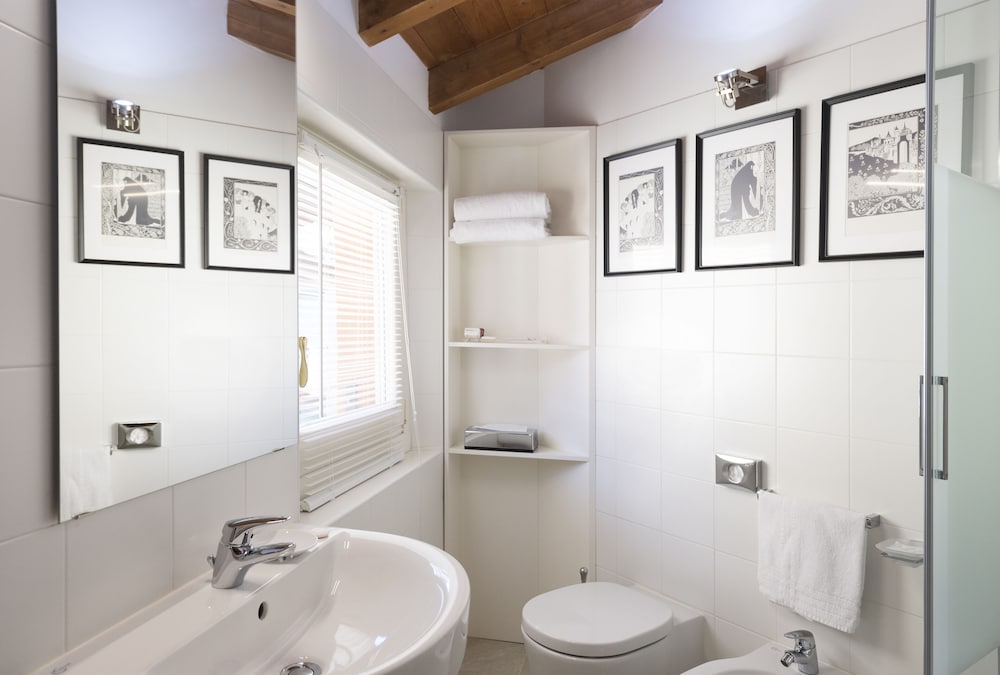 Фото Phi Hotel Bologna