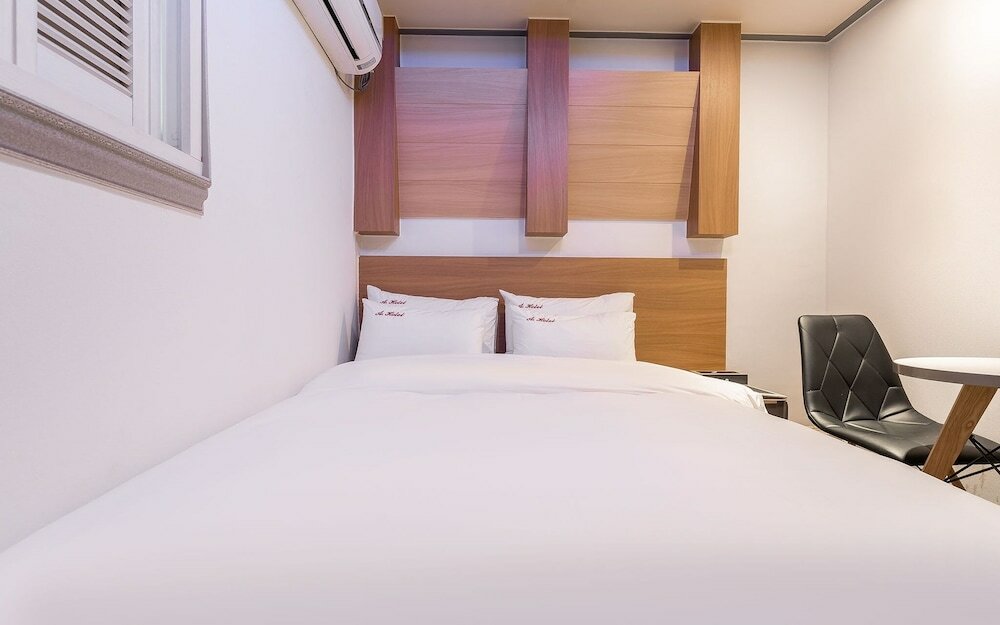 Фото Bucheon A Hotel