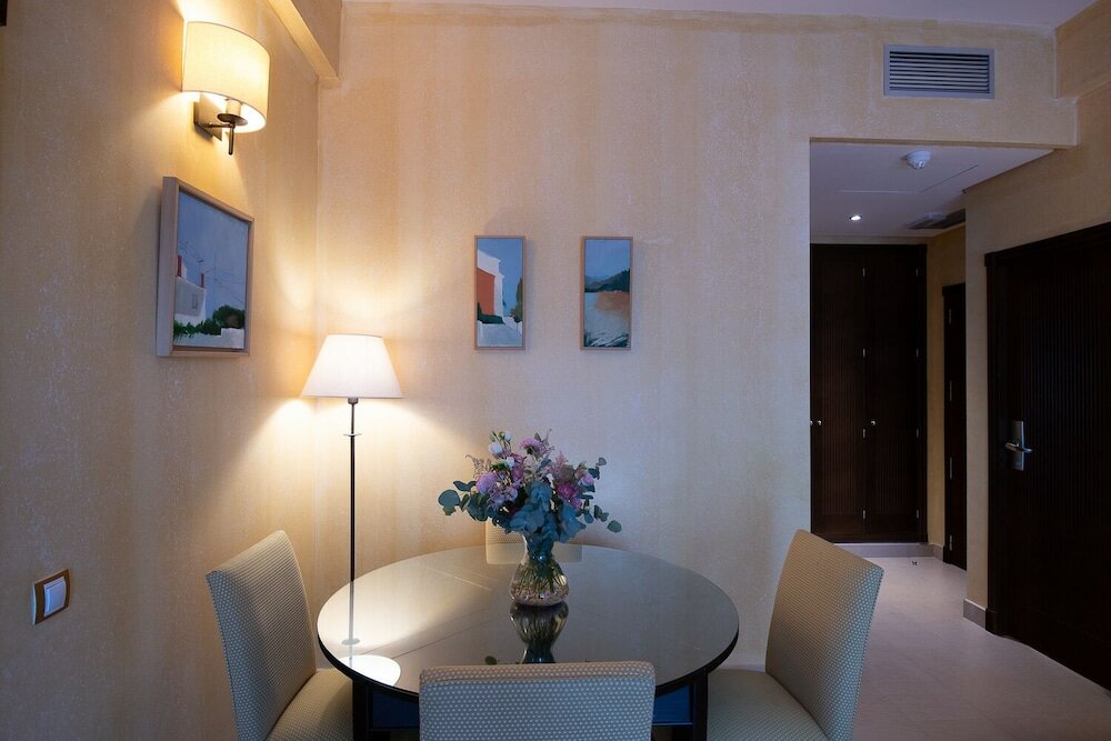 Фото Hotel Intur Alcázar de San Juan