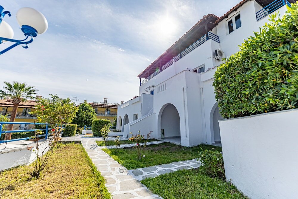 Фото Theo Bungalows Kriopigi