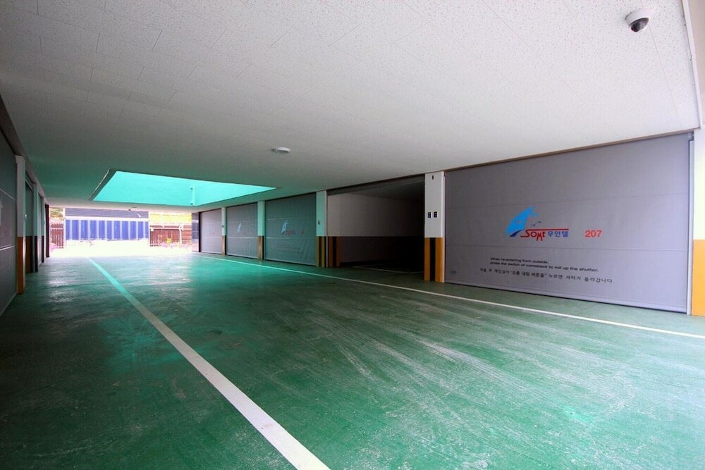 Фото Buan Gyeokpo Some Hotel