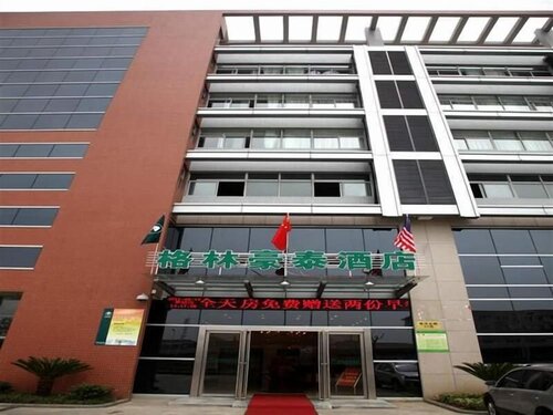 Гостиница GreenTree Inn Changzhou Dinosaur City Qingyang North Road Business Hotel в Чанчжоу