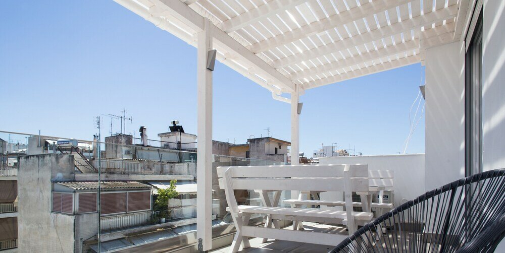 Фото 37.5m² homm Penthouse in Athens with 43m² Terrace