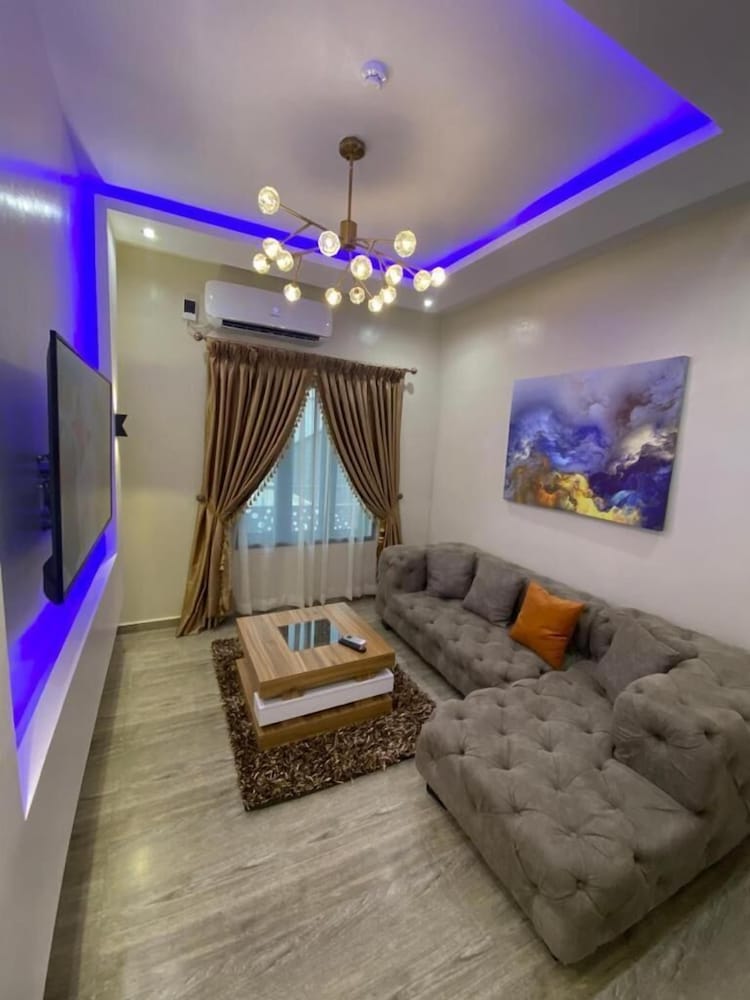 Фото God's Touch Apartment