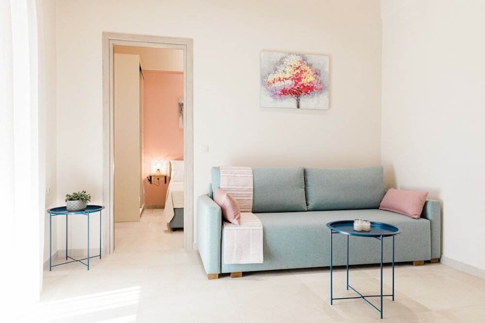 Фото Seadrop Suites