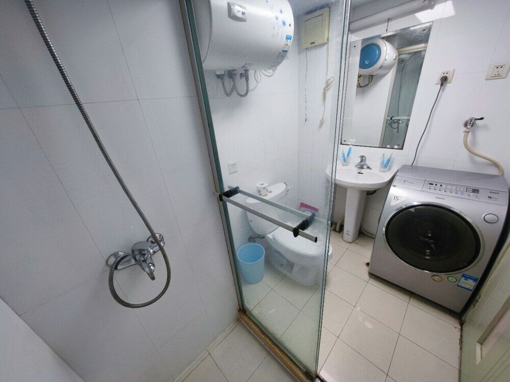 Фото IFamily Apartment Xinjinqiao Branch