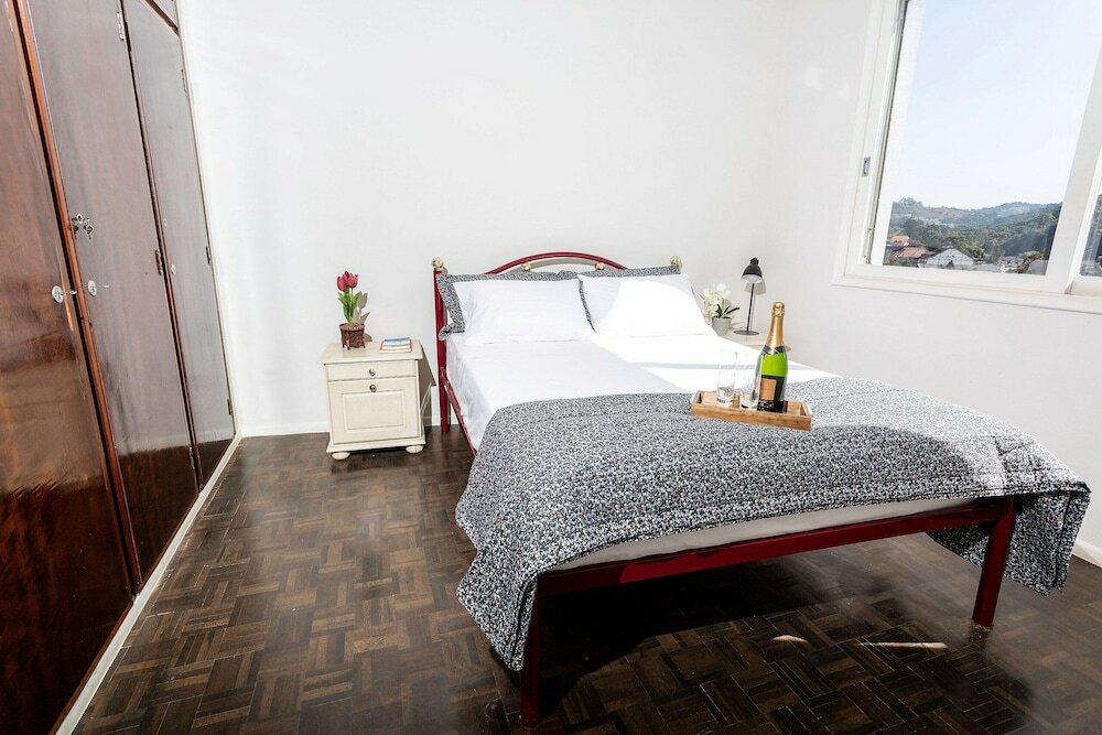 Фото Incrível Vista com 4 Quartos e Lareira