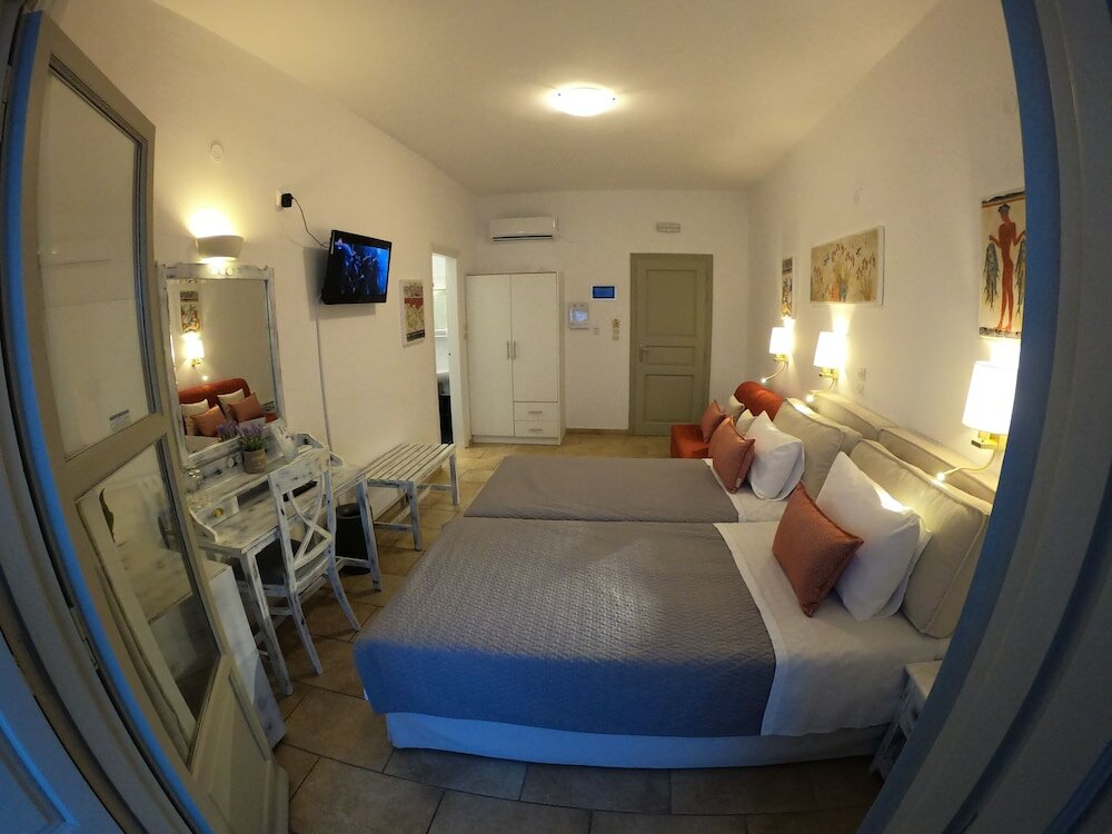 Фото Mathios Luxury Homes