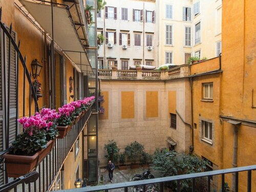 Гостиница Rsh Apartment Luxury Pantheon 2 в Риме
