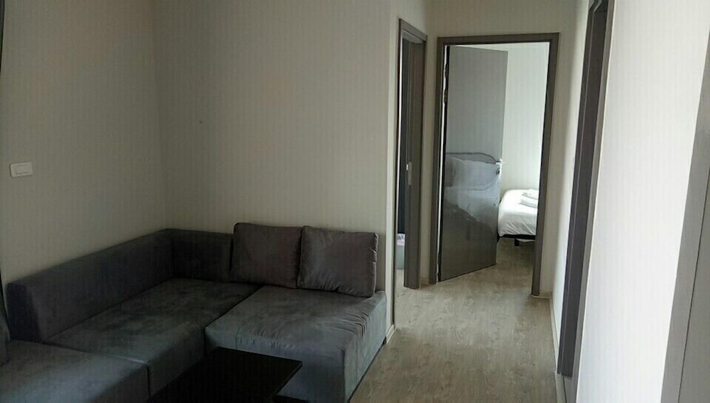 Фото The Base Central Pattaya Sea View