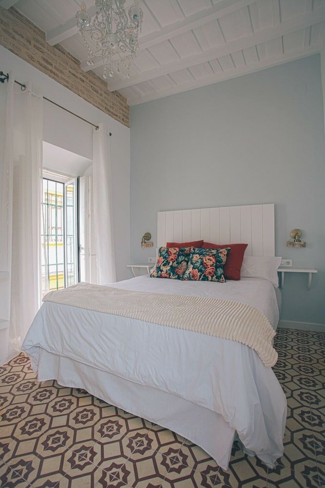 Фото Alcázar de María