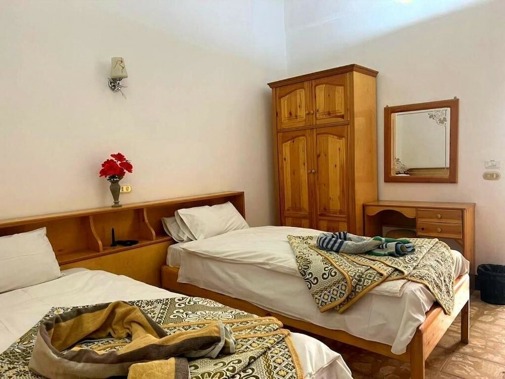 Фото Desert paradise Hotel