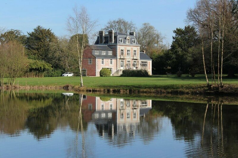 Гостиница Chateau de la Chasse Beauvais