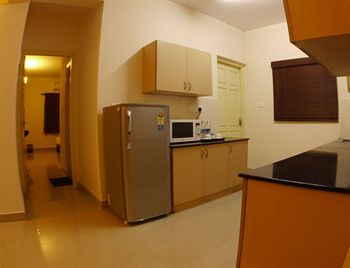 Фото Maple Suites Serviced Apartments