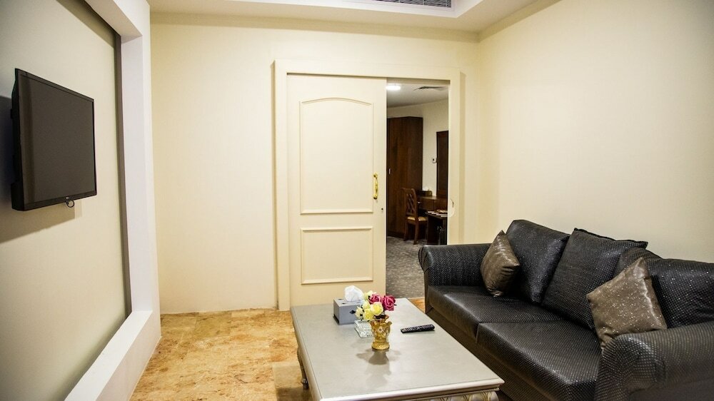 Фото Warood Alsafwa Villas & Hotel Suites