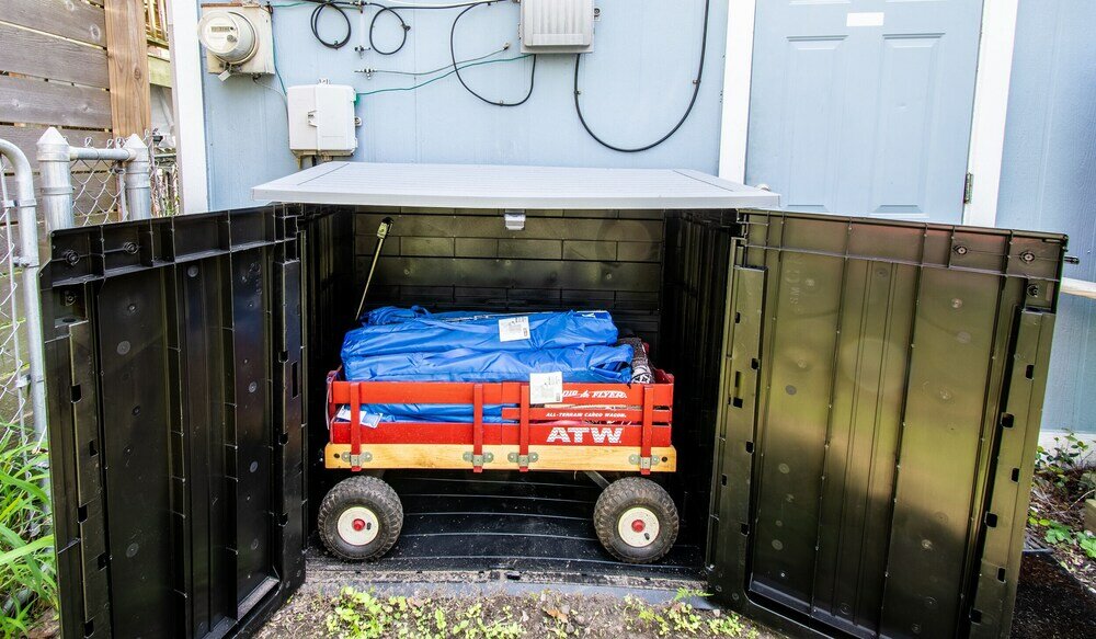 Фото A Bended Oak Bungalow