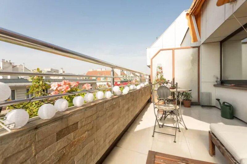 Гостиница Central Couple's California Chic Loft n Balcony в Вене