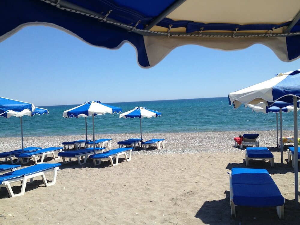 Фото Amaryllis Beach House