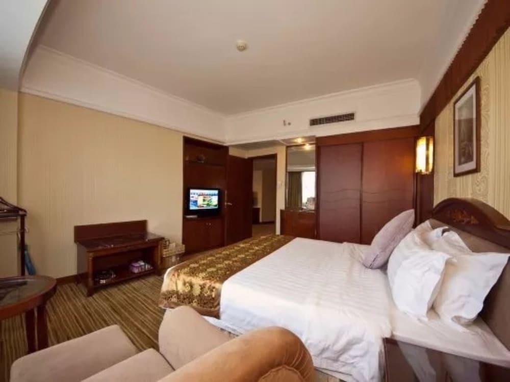 Фото Fujian Sunshine Holiday Hotel