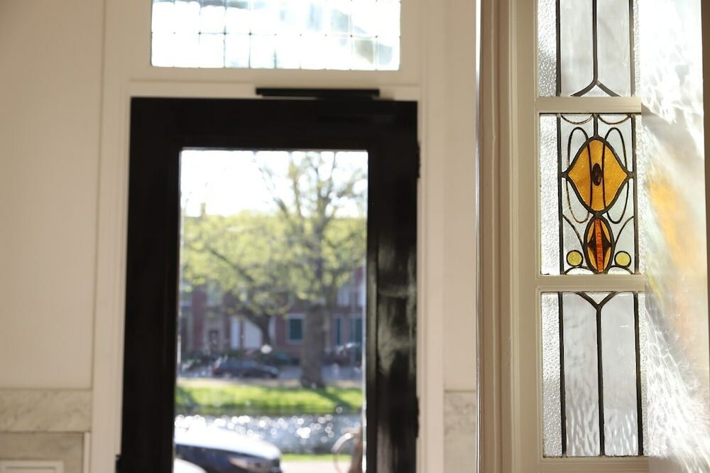 Фото Mr. Lewis Hotel Rotterdam