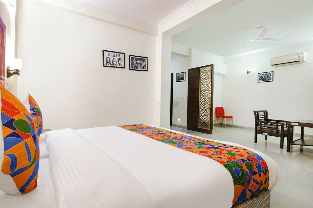 Фото Fabhotel Rivlet Inn