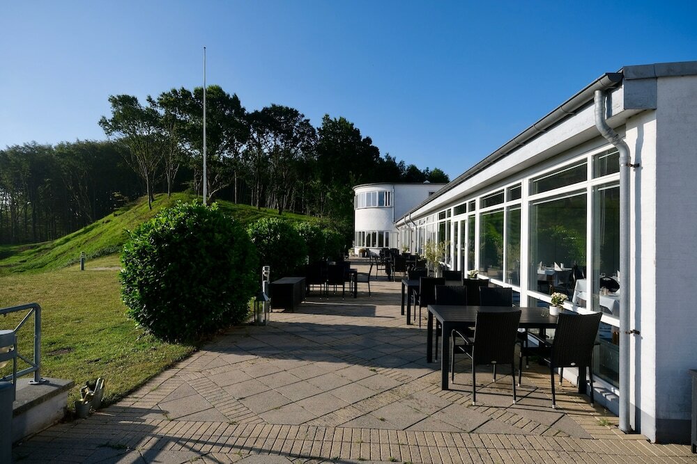 Фото Hotel Juelsminde Strand