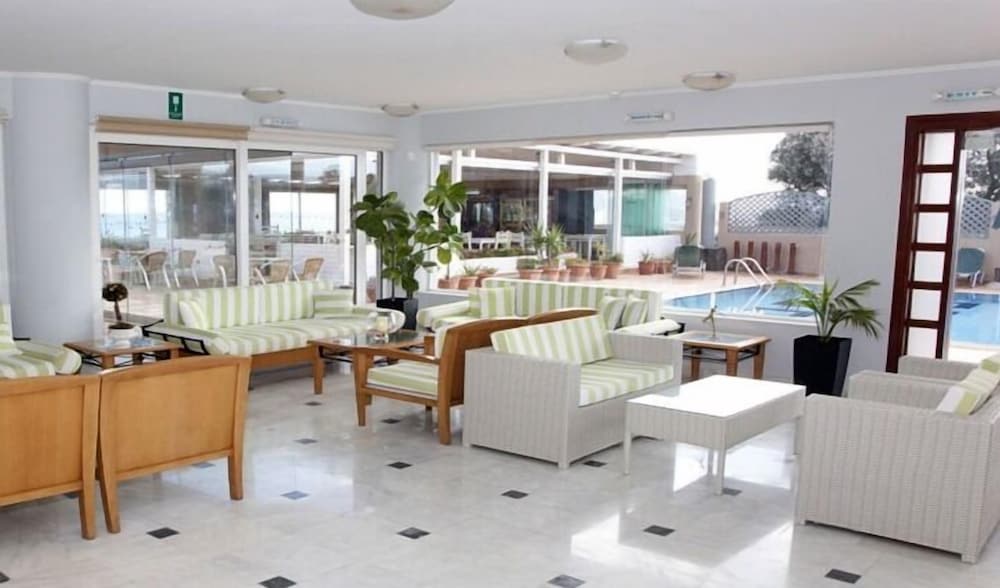 Фото Maleme Mare Beach Resort Hotel