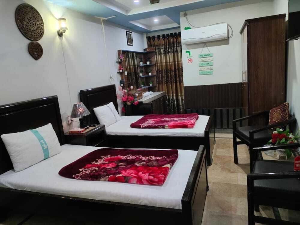 Фото Royal Residency Multan