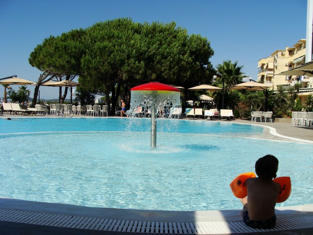 Фото Supreme Hotel & SPA