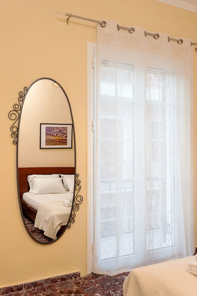 Фото Metropolis Apartment