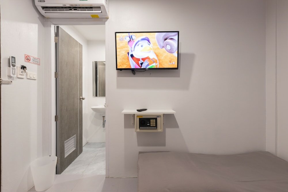 Фото Minimal House Patong - Adults Only