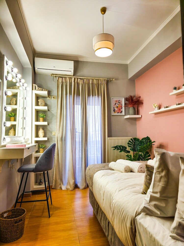 Фото Villa Aitheras - Mountain View & Garden