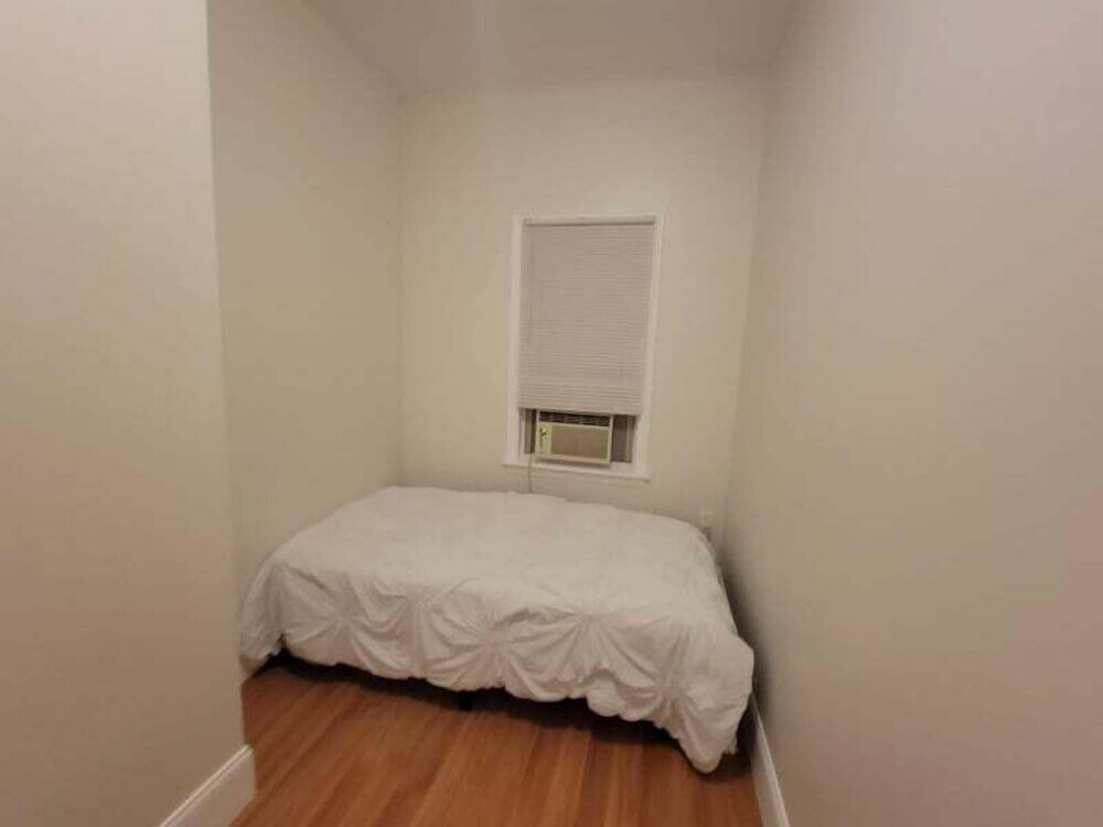 Фото 182 Heath st