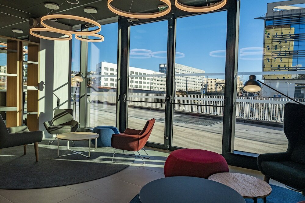 Фото Holiday Inn Express Nice - Grand Arenas, an Ihg Hotel