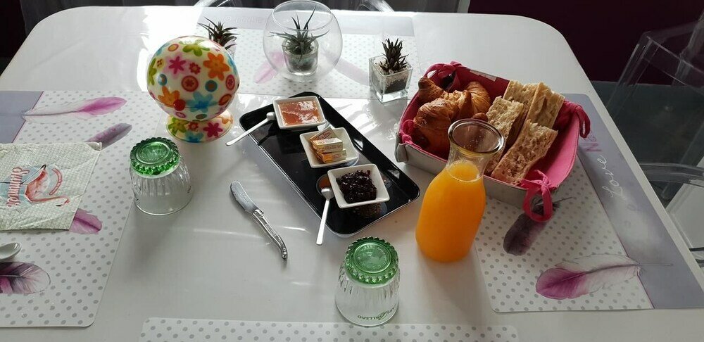 Фото Aux Deux Lots