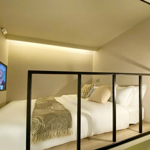 Гостиница St Signature Jalan Besar, Short Overnight, 13 hours: 6pm-7am в Сингапуре