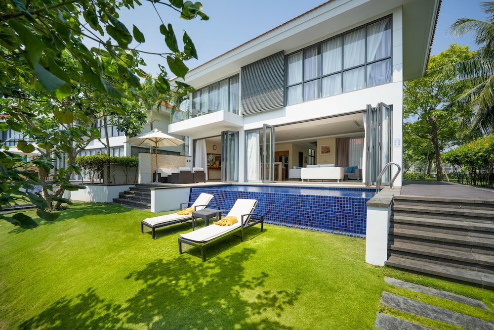 Фото Danang Ocean Beach Villa