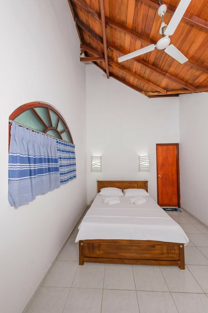 Фото Bright Sunshine Guest House