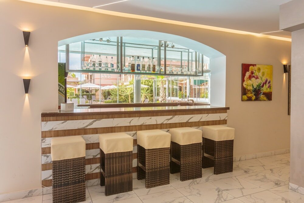 Фото Тарсис