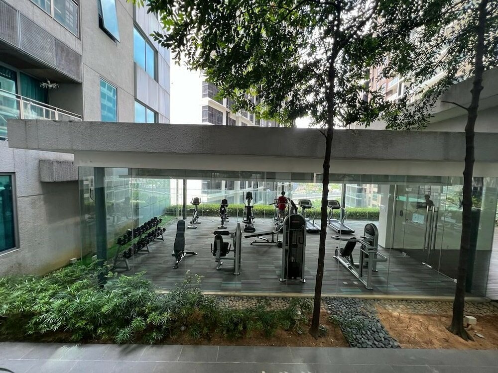 Фото Summer Suites Klcc by Luna