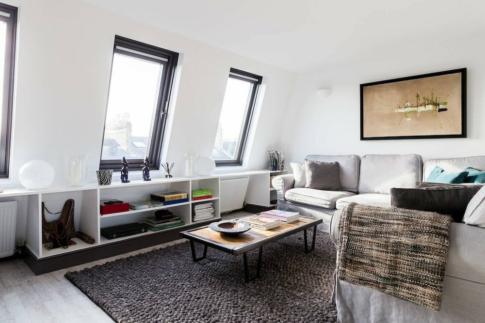 Фото Stylish Fulham 2bed Loft Flat, 5 min From Tube
