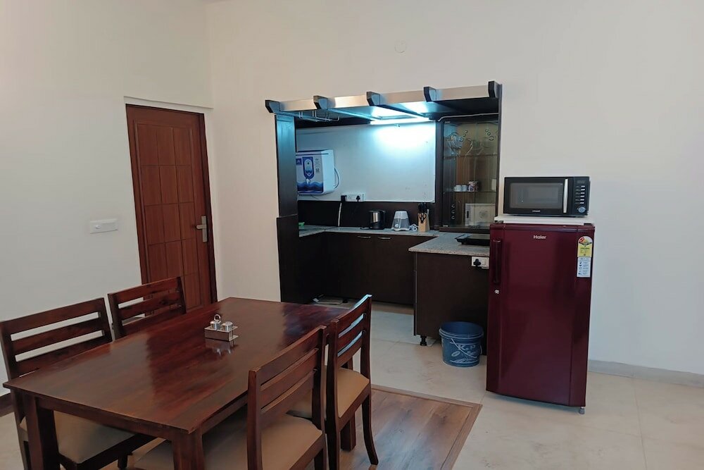 Фото Mintstar Apartment And Suites, East Of Kailash