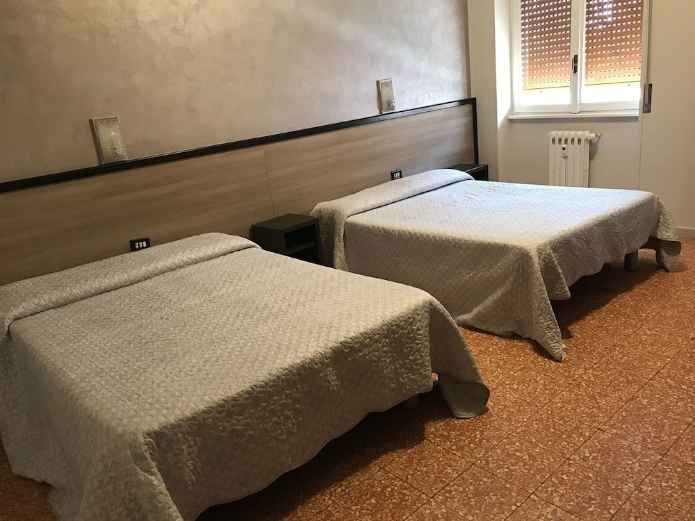 Фото Hotel Salus